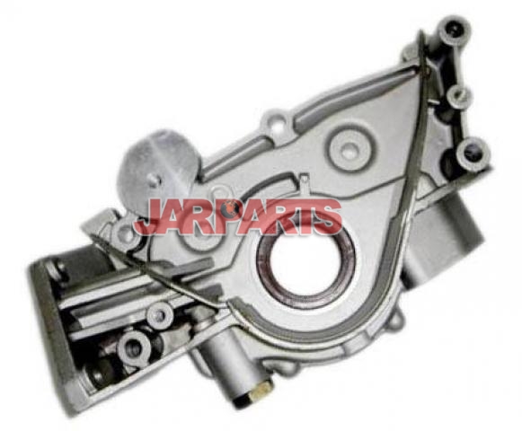 MD154258 Oil Pump